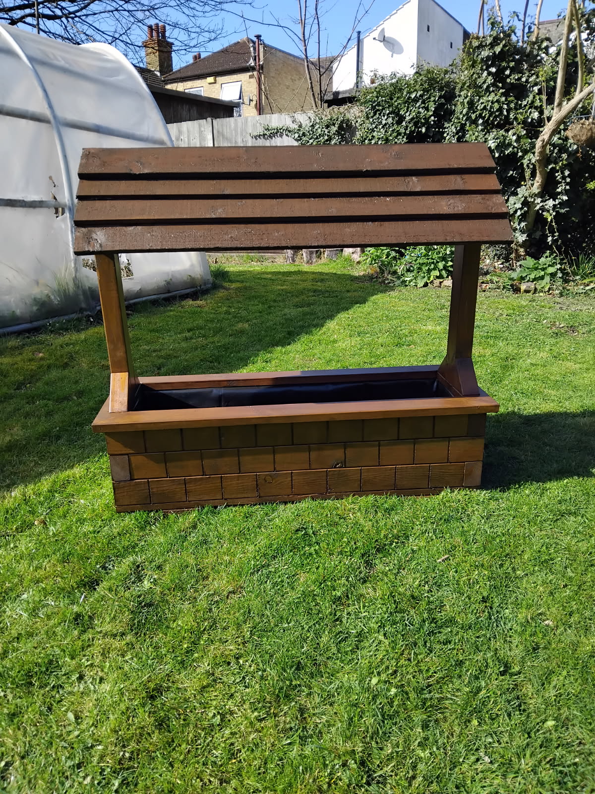 Planter 1